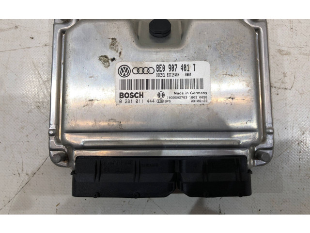 Блок управления двигателем Блок управления 8E907401T   Skoda Superb B5 (3U)