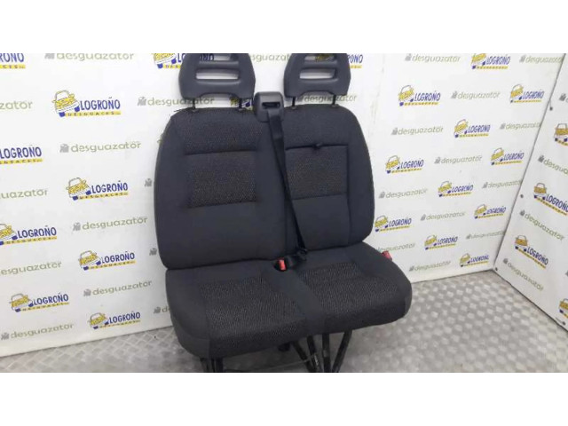 Переднее сиденье пассажира