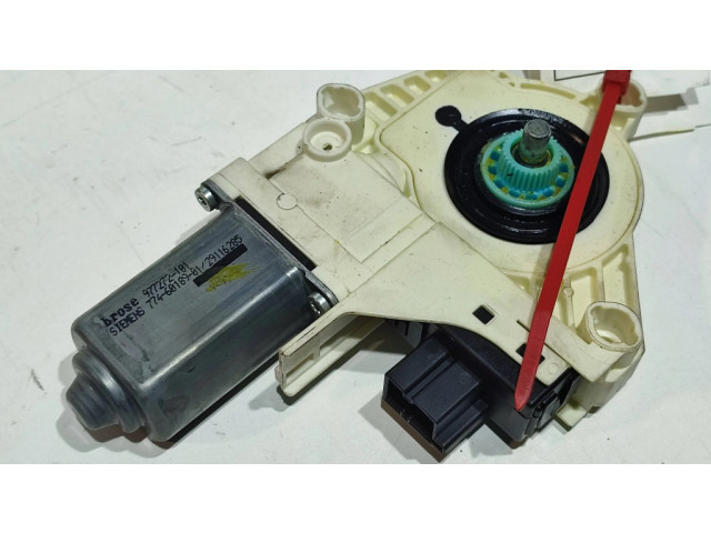 Передний двигатель механизма для подъема окон