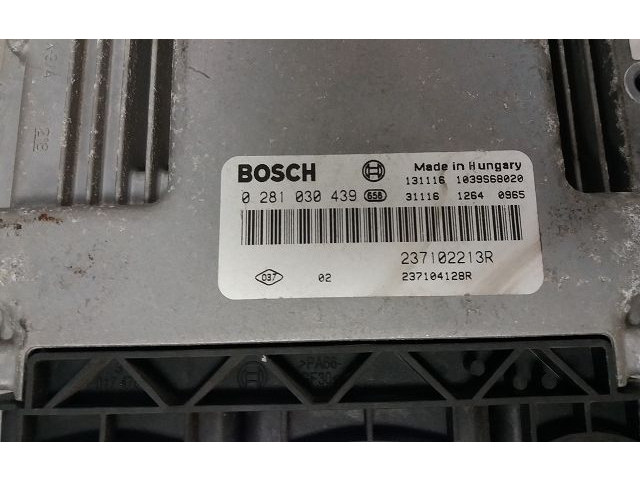 Řídící jednotka 132103114632 Renault Sandero II 2014