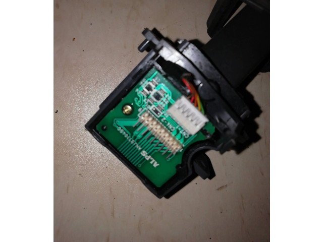 Ручка стеклоочистителей 8691695, 03W09A   Volvo V70