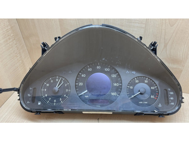 Панель приборов A2115403647, 88311391   Mercedes-Benz E W211       