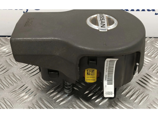 Подушка безопасности водителя 05912308   Nissan Navara