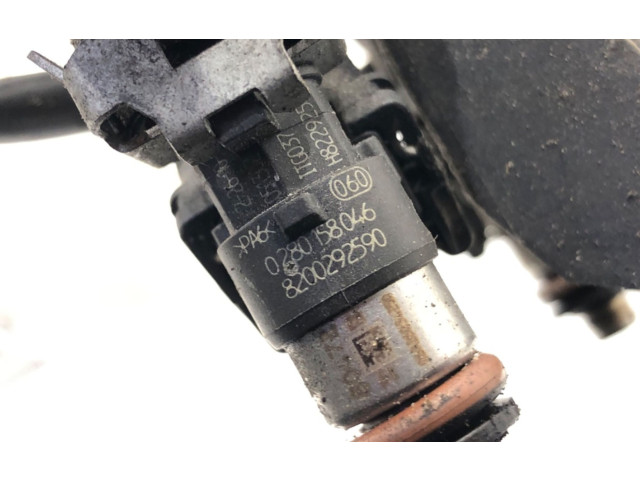 Топливная рампа 8200292590 Renault Clio III