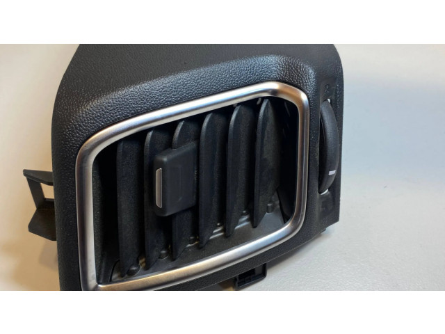 Воздушная решётка окна