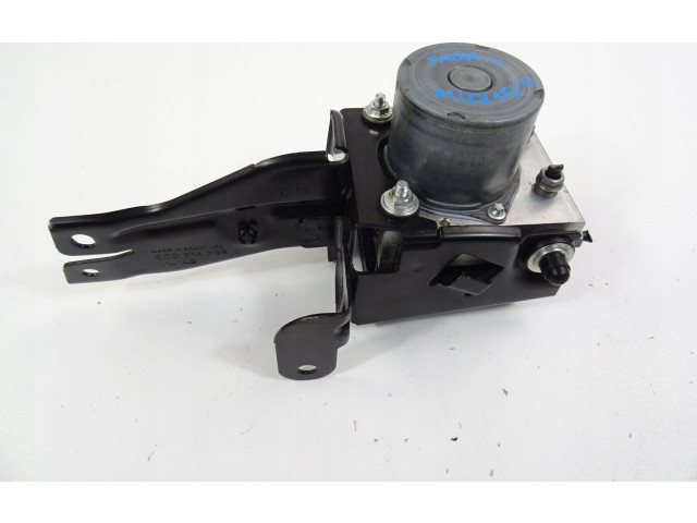 Блок АБС 6C0614517R, 6C0614235C Skoda Fabia Mk3 (NJ) 2015 - 2021 года