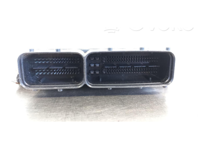 Блок управления двигателем ECU 55563975 Suzuki Swift II