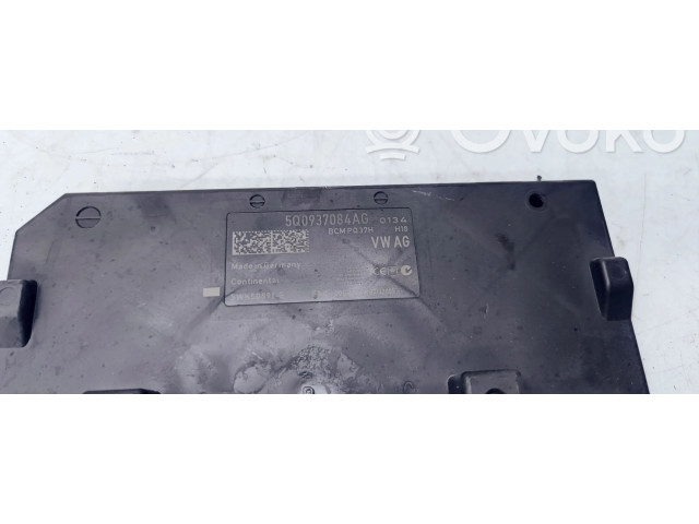 Блок комфорта 5Q0937084AG Audi A3 S3 8V