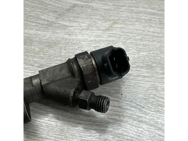 Vstřikovač 8200084534 Renault Vel Satis pro naftový motor 2.2