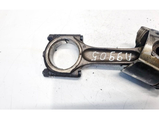  Поршень с шатуном    Peugeot 406  