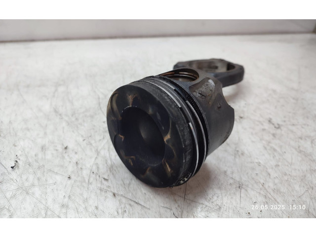 Поршень с шатуном OM642 Jeep Grand Cherokee (WK)