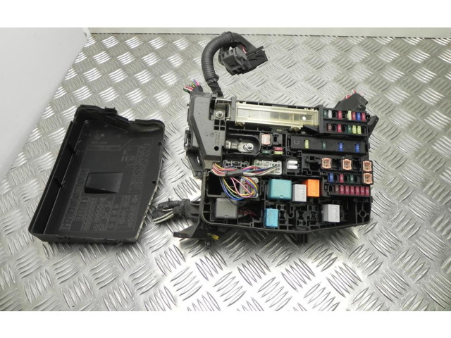 Блок предохранителей 8266205150, K801 Toyota Avensis T270