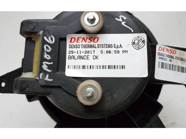 Вентилятор печки    68363399AA   Jeep Compass