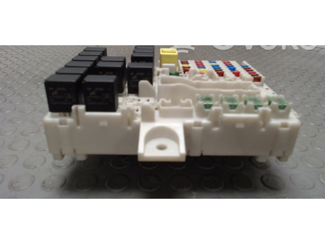 Блок предохранителей 8637A170, NICHTZUTREFFEND Mitsubishi Colt