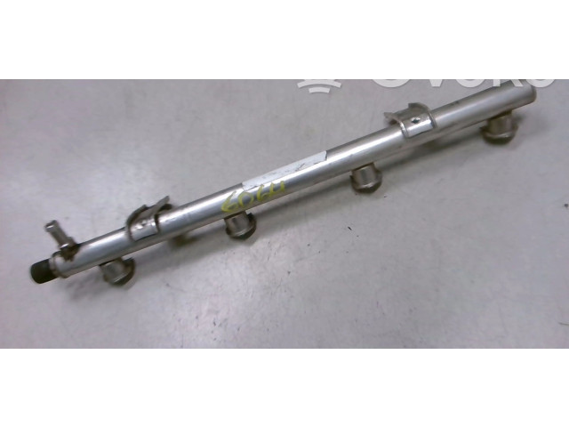 Vstřikovací lišta Mercedes-Benz Vaneo W414