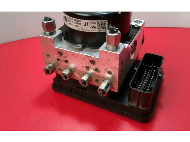 Блок АБС 47660, 3VU0B   Nissan  Note (E11)  2006 - 2014 года