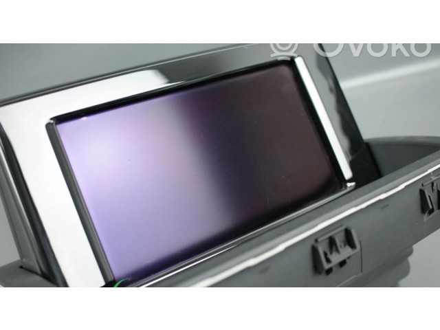 Дисплей 8U0857273A Audi Q3 8U