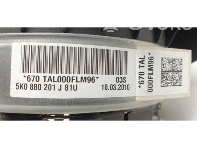 Подушка безопасности водителя 5K0880201J Volkswagen Golf Plus