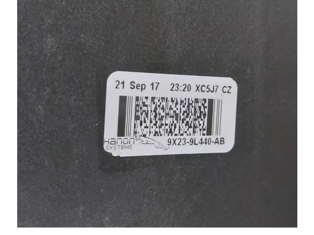 Интеркулер  9X239L440AB   Jaguar XF X250 