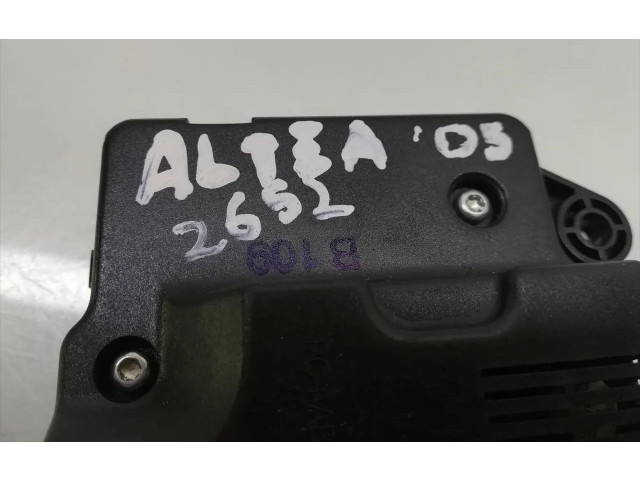 Блок управления климат-контролем    Toyota Corolla Verso E121