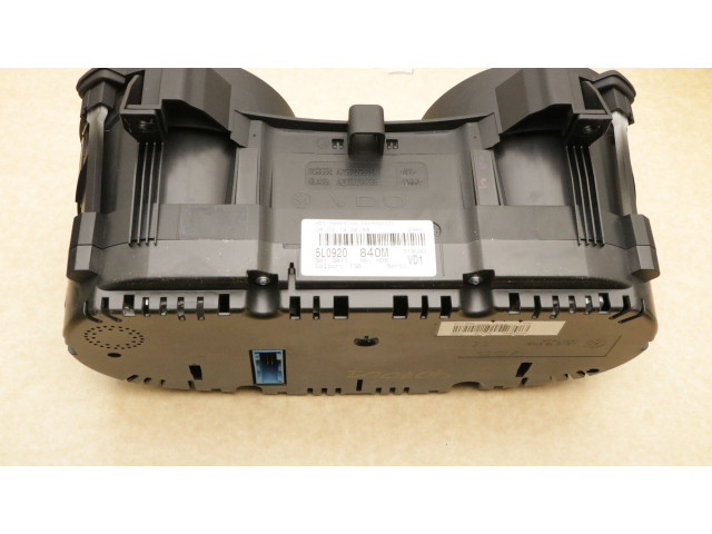 Спидометр (приборный щиток) 5L0920840M, 5L0920840M   Skoda Yeti (5L)