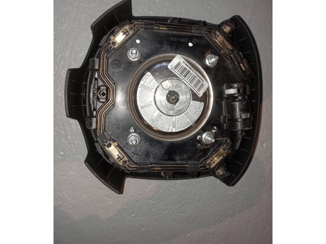 Подушка безопасности водителя    Jeep Renegade