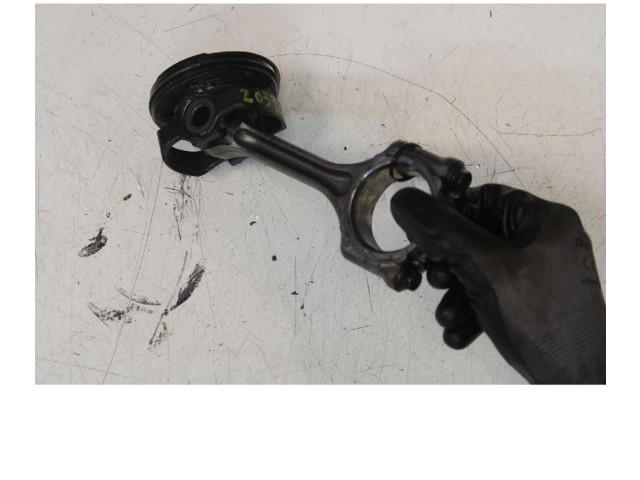 Поршень с шатуном 46346020 Fiat 500X