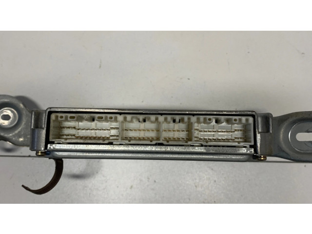 Řídící jednotka 8966105310, 1758002008   Toyota Avensis T220 1998