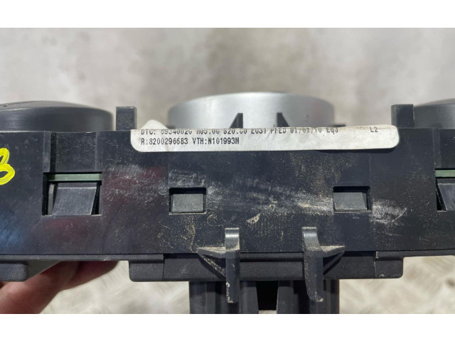 Блок управления климат-контролем 8200296683   Renault Clio III