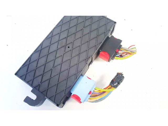 Pojistková skříňka Peugeot 1007 2006