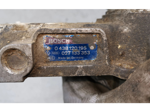 Топливная рампа 0438120195, 027133353 Volkswagen Golf II