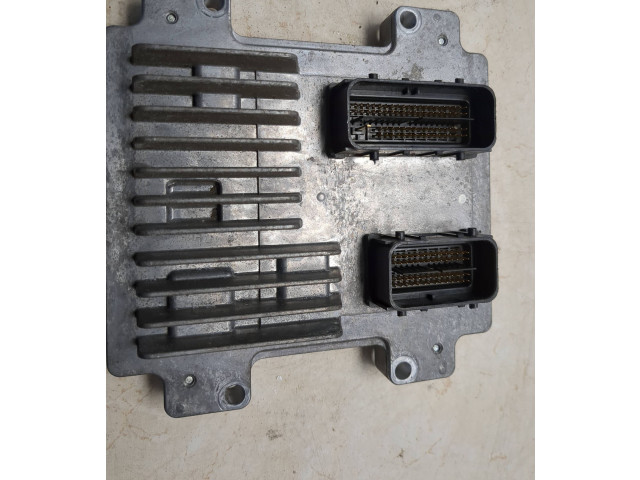 Блок управления двигателя 12659379, 12642927   Opel Meriva B