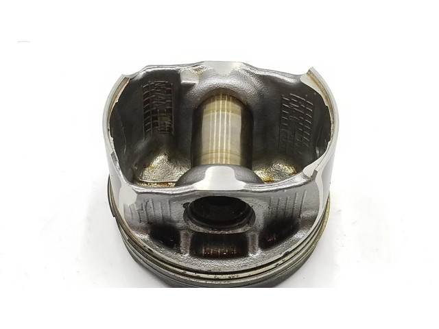  Поршень с шатуном  120106320R  Dacia Sandero для бензинового двигателя 0.9