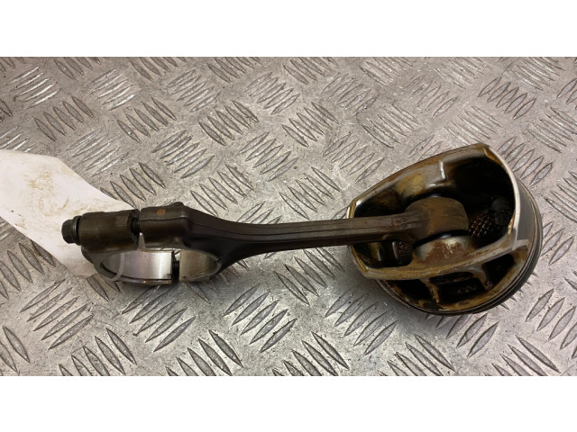 Píst 372AC, S111 Chrysler Pacifica pro benzínový motor 3.6