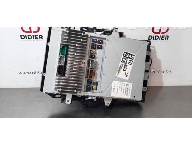 Дисплей 105400603B Tesla Model X