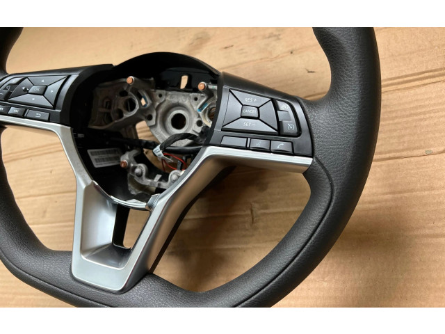 Volant Nissan Juke II F16 2021 34277068A