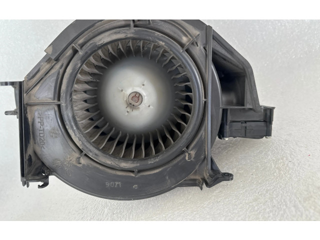 Вентилятор печки    4f0820020a, 4F0820521A   Audi A6 S6 C6 4F