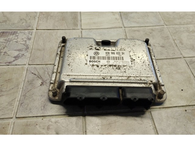 Блок управления двигателя 030906032BH, 0261206747   Volkswagen Lupo