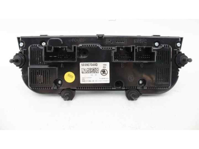 Блок управления климат-контролем 5E0907044Q   Skoda Octavia Mk3 (5E)
