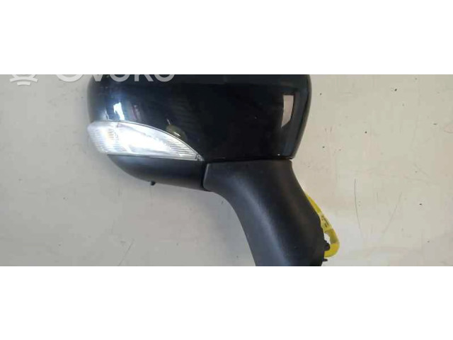 Zpětné zrcátko Сзади Renault Captur 2013 963018492R, 1051997013