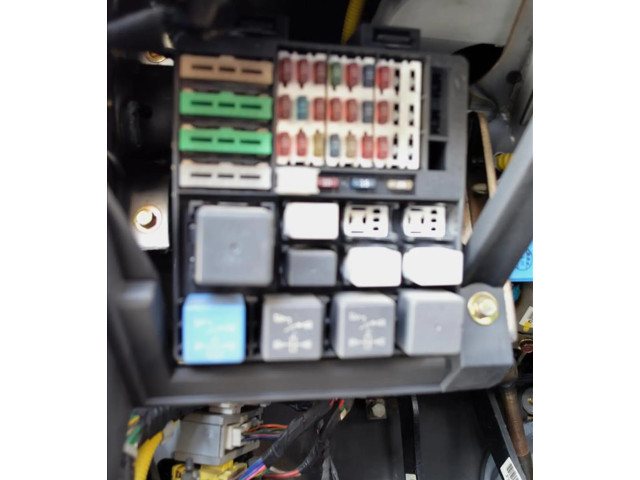 Pojistková skříňka Hyundai Matrix 2001