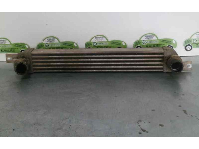 Интеркулер 13148294 Opel Meriva A