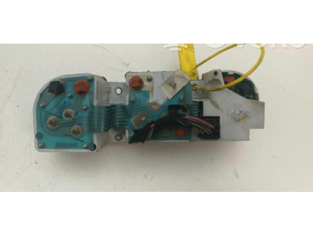 Панель приборов 60657163 Alfa Romeo 166