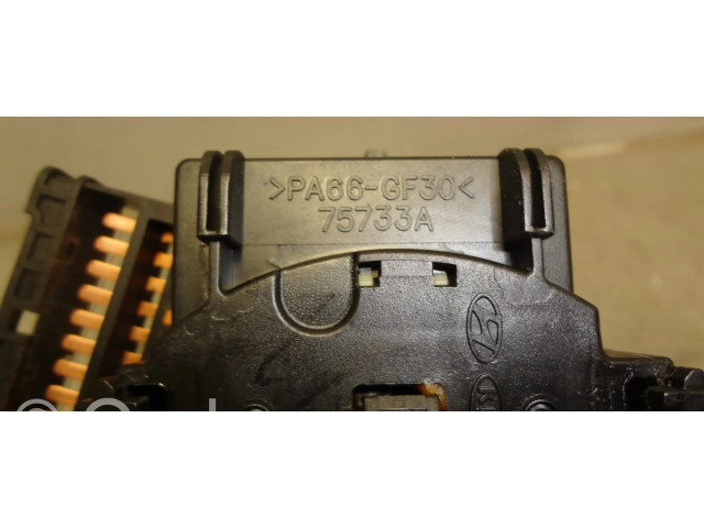 Переключатель дворников 75733A Hyundai Getz