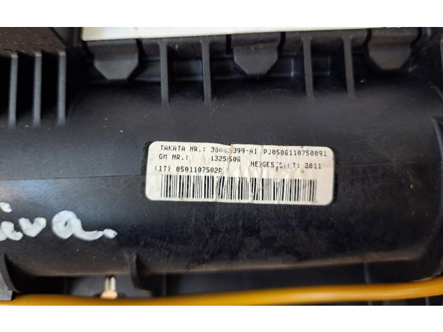 Подушка безопасности пассажира 13250506, 13250506   Opel Meriva B