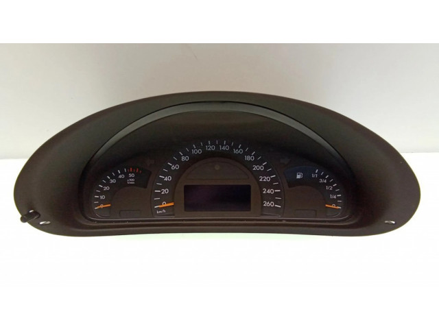 Přístrojová deska Mercedes-Benz C W203 2002 87001411