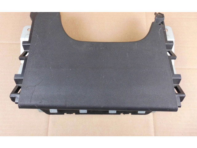 Подушка безопасности для колен 7030A242 Mitsubishi ASX