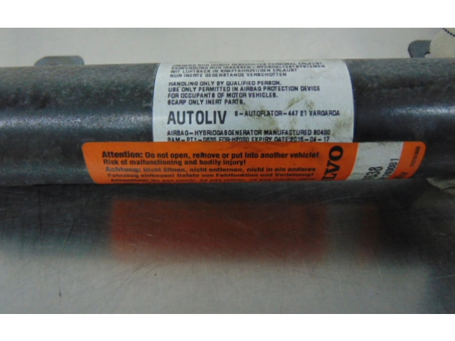 Боковая подушка безопасности    Volvo V70