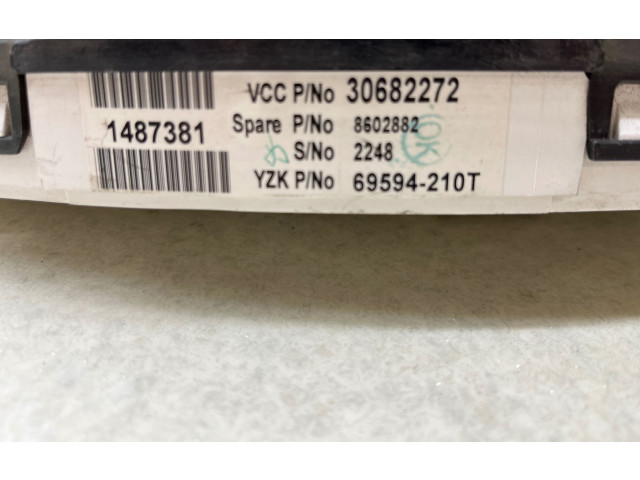 Панель приборов 30682272, 8602882 Volvo S60