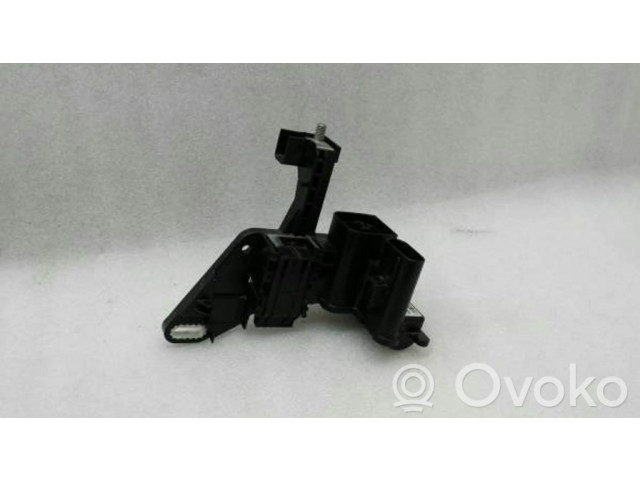 Другая деталь двигателя